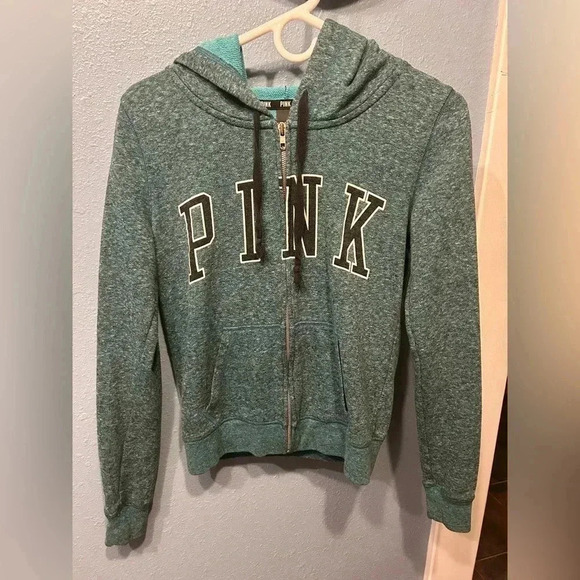 PINK VICTORIAS SECRET JACKET - Picture 1 of 4